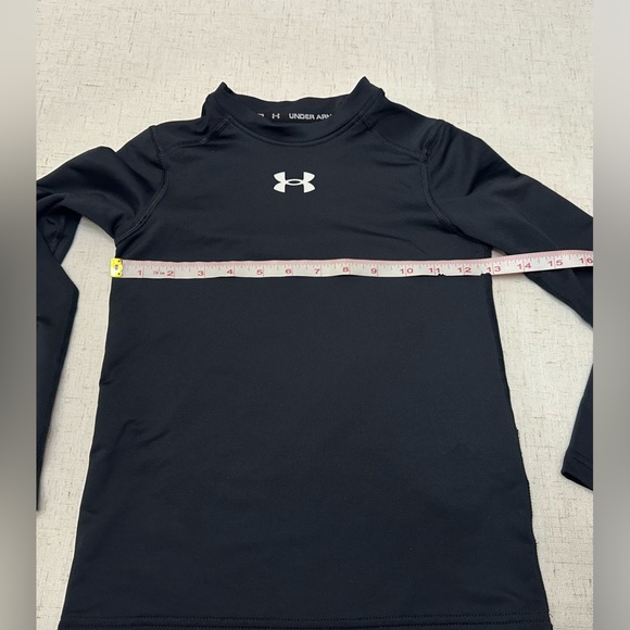 Under Armour Kids Long Sleeve Tee in Black - Picture 5 of 6